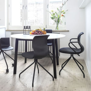 silla moderna / ajustable en altura / giratoria / tapizada