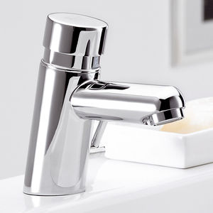 grifo monomando para lavabo / de latón cromado / con temporizador / de baño