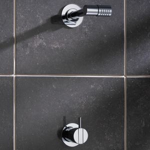 grifo monomando para ducha / encastrable / de metal / de baño