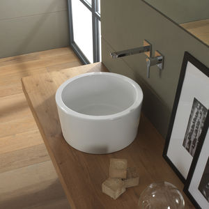 lavabo sobre encimera / redondo / moderno / profesional