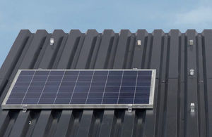 estructura de soporte para cubierta de chapa ondulada / para techo / para aplicaciones fotovoltaicas