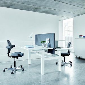 escritorio para open space / de madera / de acero / moderno