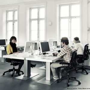 escritorio para open space / de aluminio / moderno / profesional