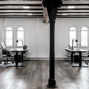 lámpara de mesa / moderna / de interior / de acero
