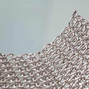 celosía con lamas de metal / de malla metálica / para fachada / horizontal