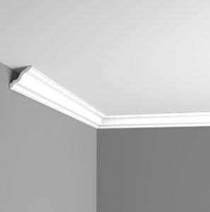 cornisa de poliuretano / prefabricada / interior