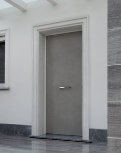 puerta de entrada / abatible / de MDF / de acero