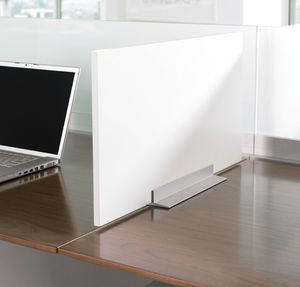 separador para oficinas en encimera / de cristal / de madera