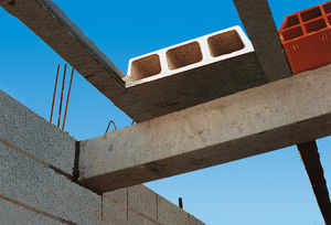 viga de hormigón armado / de hormigón prefabricado / rectangular