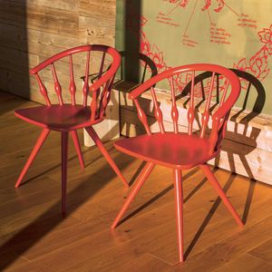 silla clásica / con reposabrazos / con patas estándar / ecoetiqueta FSC
