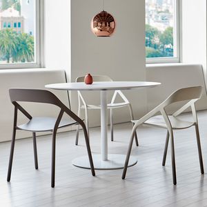 silla de visita moderna / apilable / de fibra de carbono / blanca