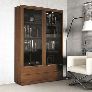 vitrina moderna / de vidrio / de madera / de metal