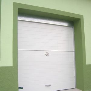 puertas de garaje abatibles / de acero galvanizado / automáticas