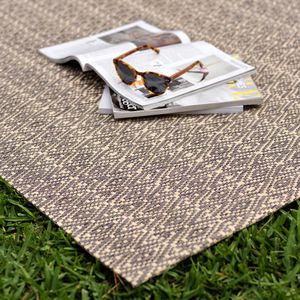 alfombra moderna / con motivos / de poliéster / rectangular