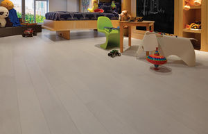 parquet multicapa / macizo / para pegar / clavado