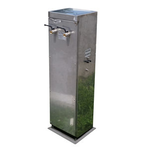 bolardo de suministro de agua / de acero inoxidable / fijo