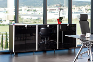 armario de oficina bajo / laminado / con puerta abatible / con cajones