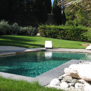 borde de piscina de hormigón