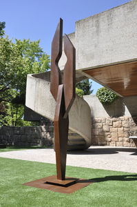 escultura de acero Corten / para espacio público