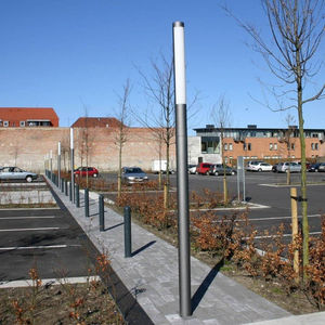 columna luminosa moderna / de aluminio / LED / urbana