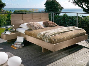 cama estándar / de matrimonio / moderna / con mesita de noche integrada