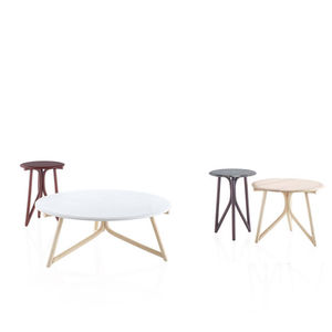 mesa de centro moderna / de madera maciza / de ratán / de piedra natural