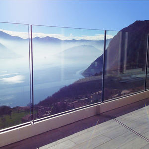 balaustrada de vidrio / de aluminio / de panel / para terraza
