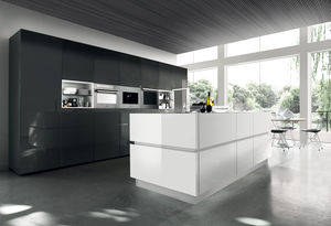 cocina moderna / de fibra acrílica / con isla / lacada