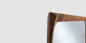 espejo de pie / moderno / rectangular / de madera