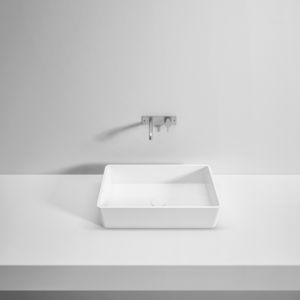 lavabo sobre encimera / rectangular / de mineral compuesto / de resina
