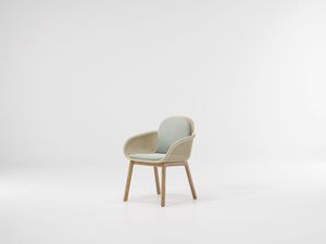 silla de comedor moderna / con reposabrazos / de madera / de exterior