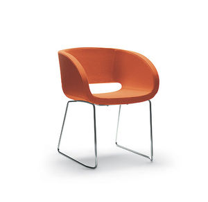 silla de visita moderna / tapizada / con ruedas / con patas en forma de estrella