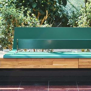 silla moderna / apilable / de acero / para el sector servicios
