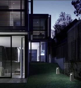 bolardo de iluminación de jardín / moderno / de vidrio / DurCoral®