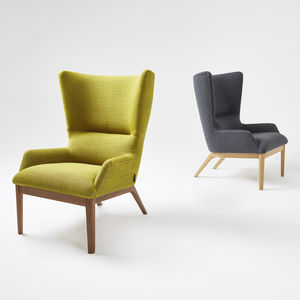 sillón moderno / de tejido / con orejas / con respaldo alto