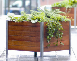 jardinera de acero inoxidable / de acero galvanizado / de poliéster / de fibra de vidrio