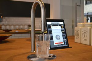 cafetera espresso / para uso profesional / completamente automática / empotrable