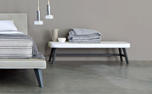 banqueta moderna / de madera / de interior / blanca