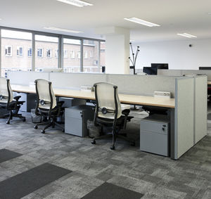 escritorio para open space / de MDF / de metal / moderno