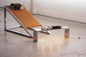 chaise longue de diseño original / de metal