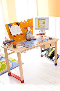 escritorio de abedul / moderno / para niños