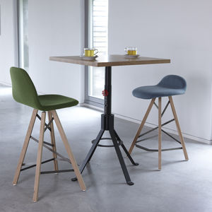 mesa bistró moderna / de acero / de roble / de teca