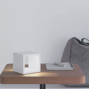 lámpara de mesa / moderna / de aluminio / LED