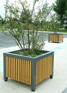 jardinera de madera / cuadrada / moderna / para espacio público