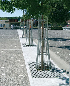 guarda-árboles de acero