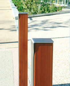 bolardo de protección / de acero inoxidable / fijo / alto