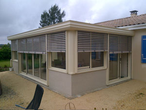 cerramiento de terraza de aluminio / con persiana enrollable integrada