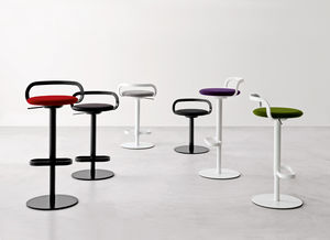 silla de bar moderna / ajustable / giratoria / con base central