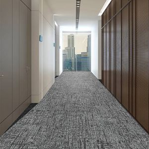 moqueta tufting / de pelo corto / de poliamida / para el sector servicios
