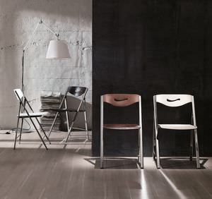 silla moderna / plegable / de madera / de metal